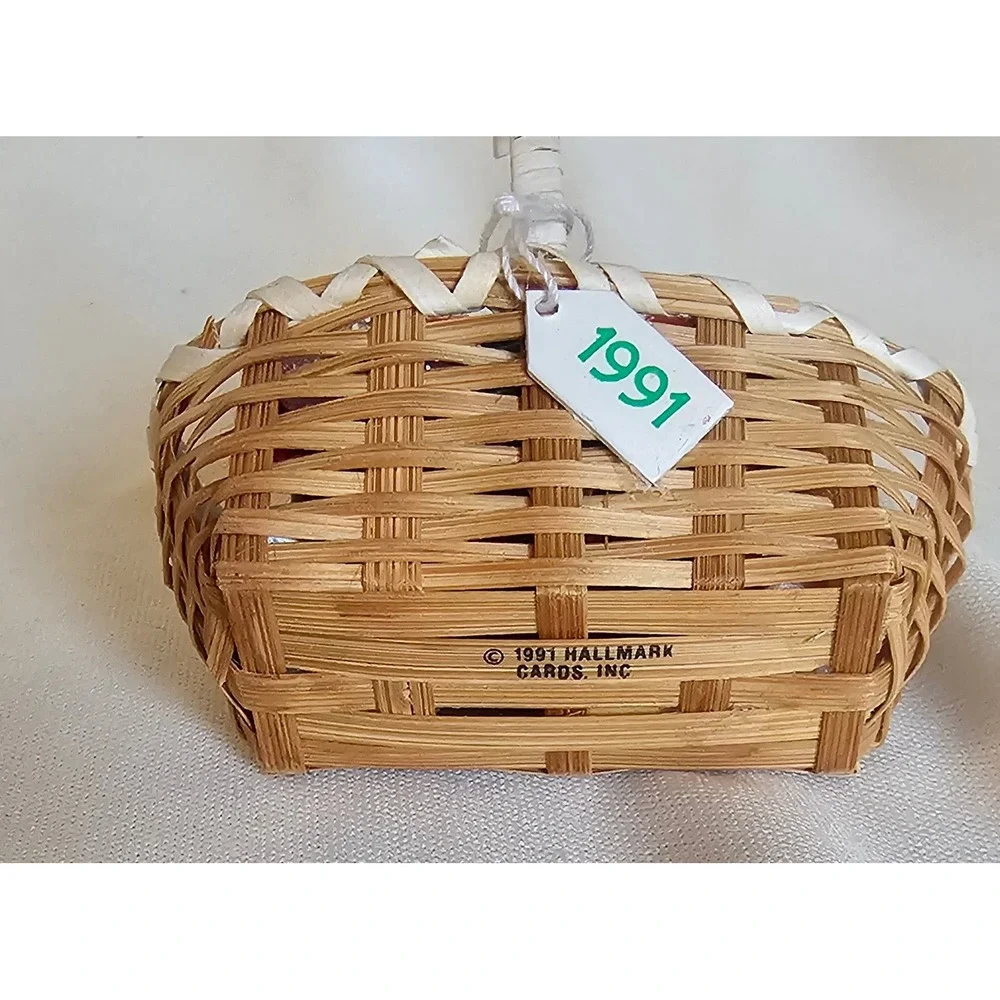 Hallmark Christmas Ornament OS Multi 1991 Kittens in Wicker Basket Bell Vintage